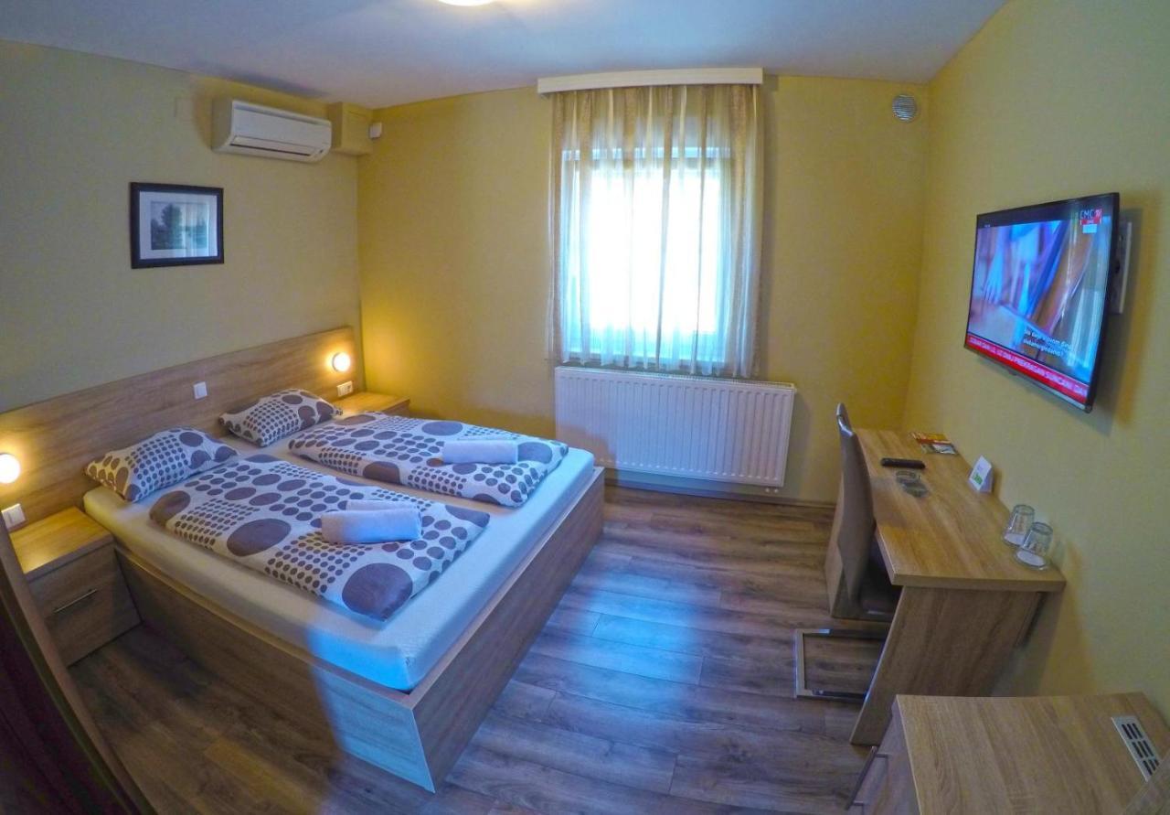 Apartments And Rooms Rea Sveti Martin Na Muri Eksteriør bilde