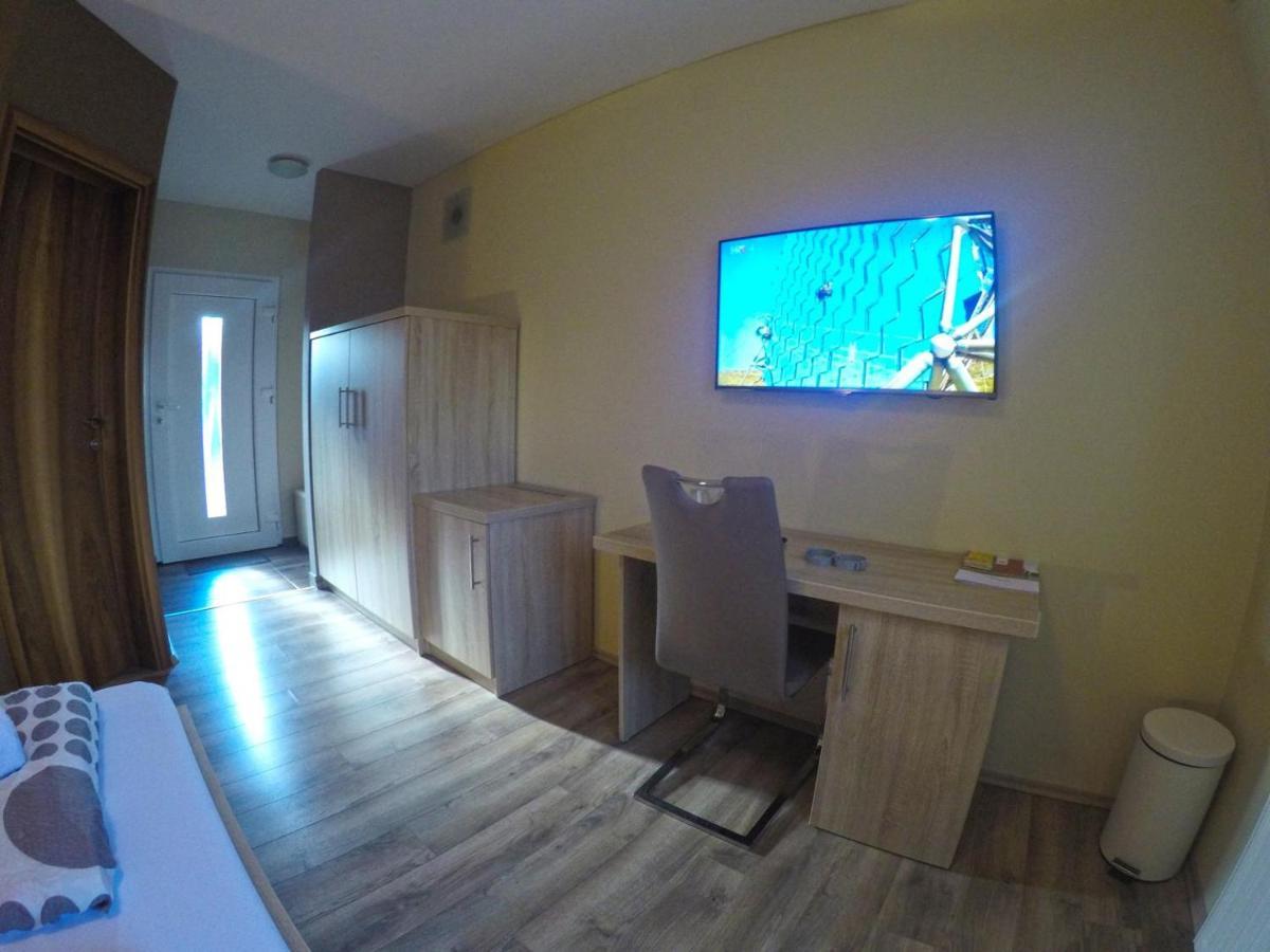 Apartments And Rooms Rea Sveti Martin Na Muri Eksteriør bilde