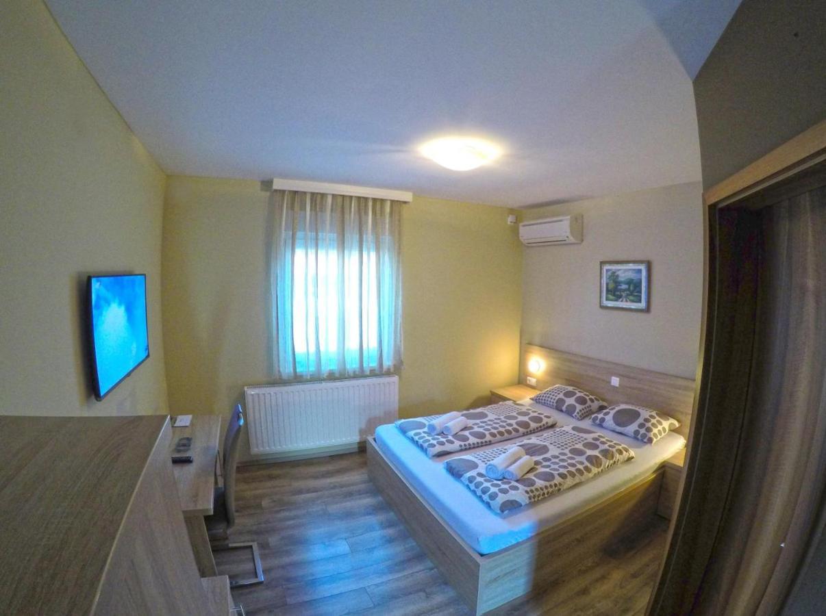 Apartments And Rooms Rea Sveti Martin Na Muri Eksteriør bilde